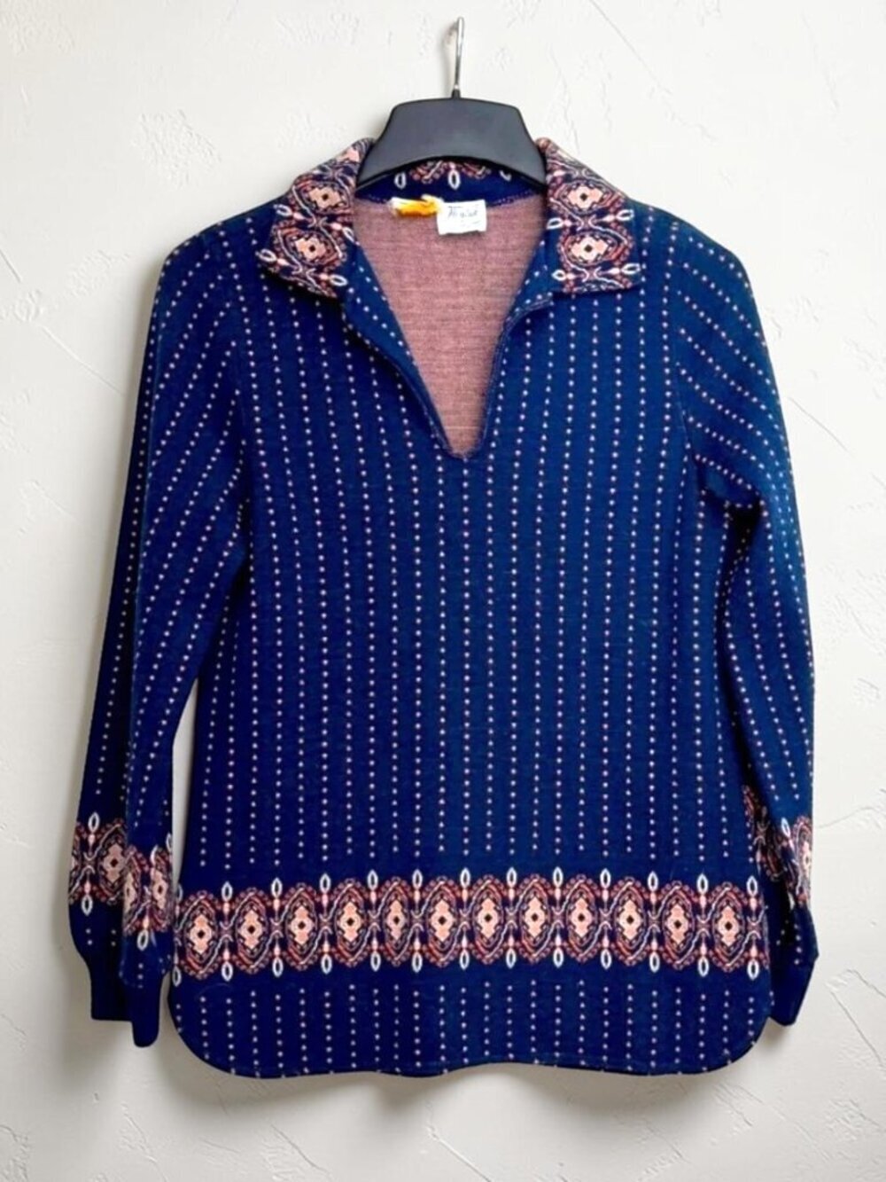 Vintage 70s Wintuk Mod Geometric Navy Pink Folk Boho Sweater M